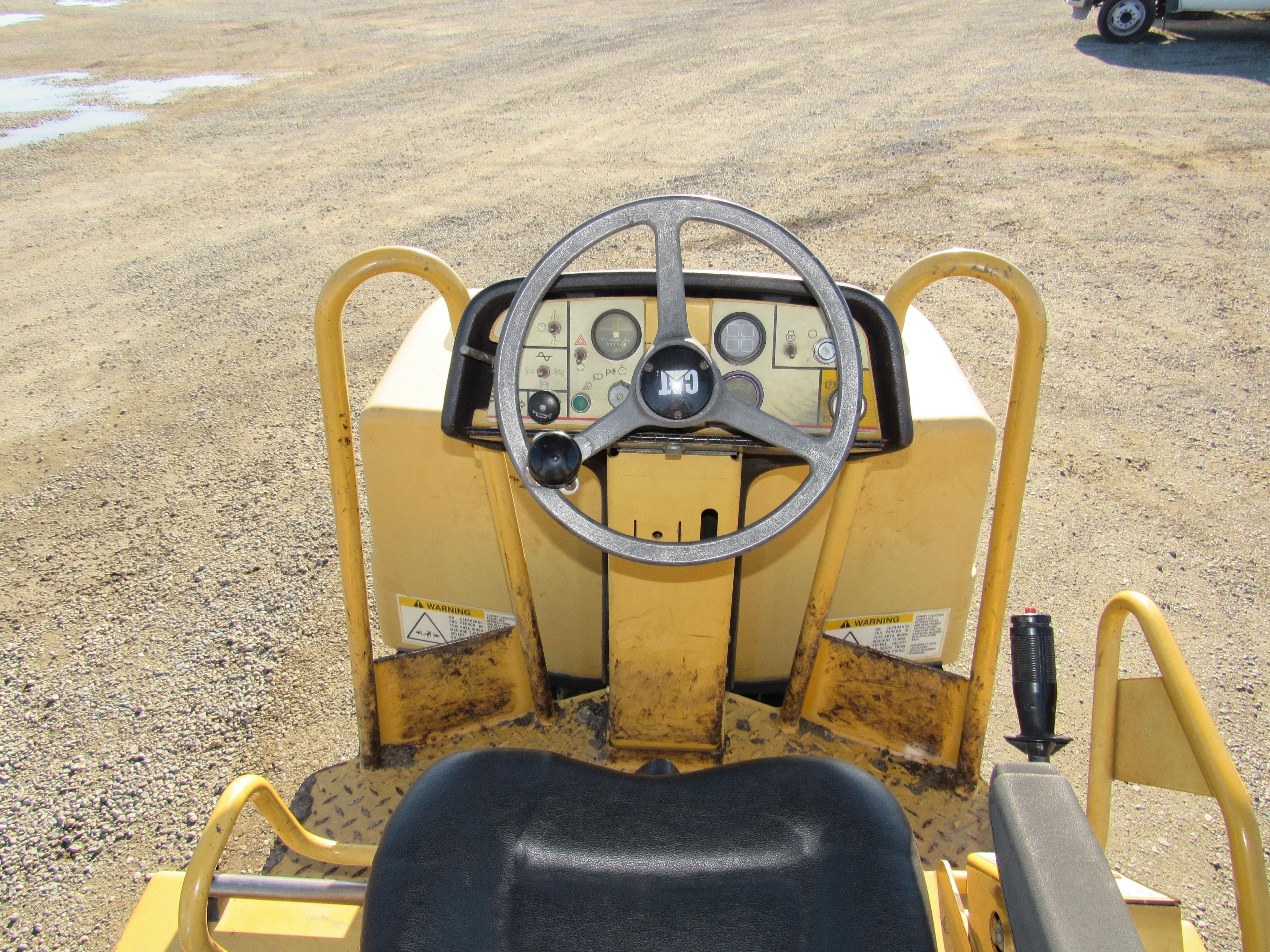 CATERPILLAR CB-334D DOUBLE DRUM ROLLER