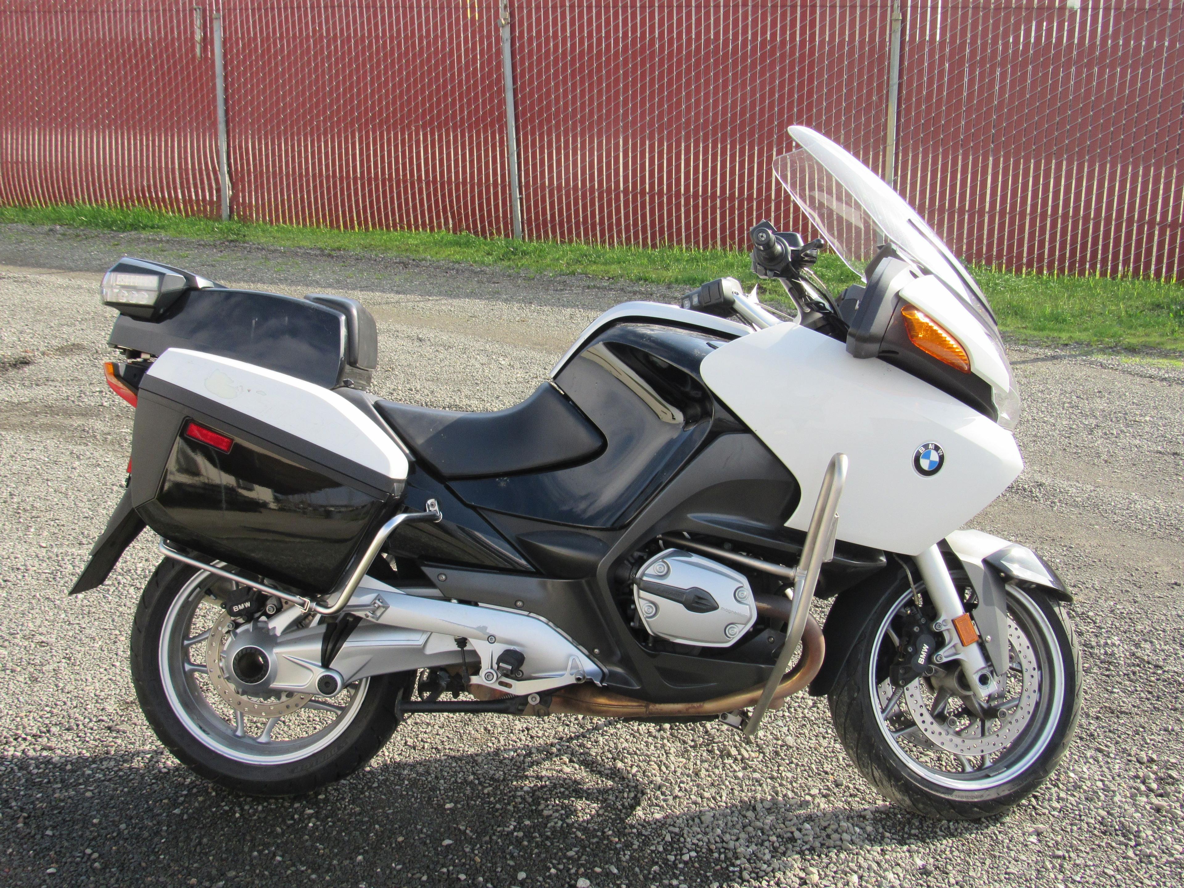 2007 BMW POLICE MOTORCYCLE