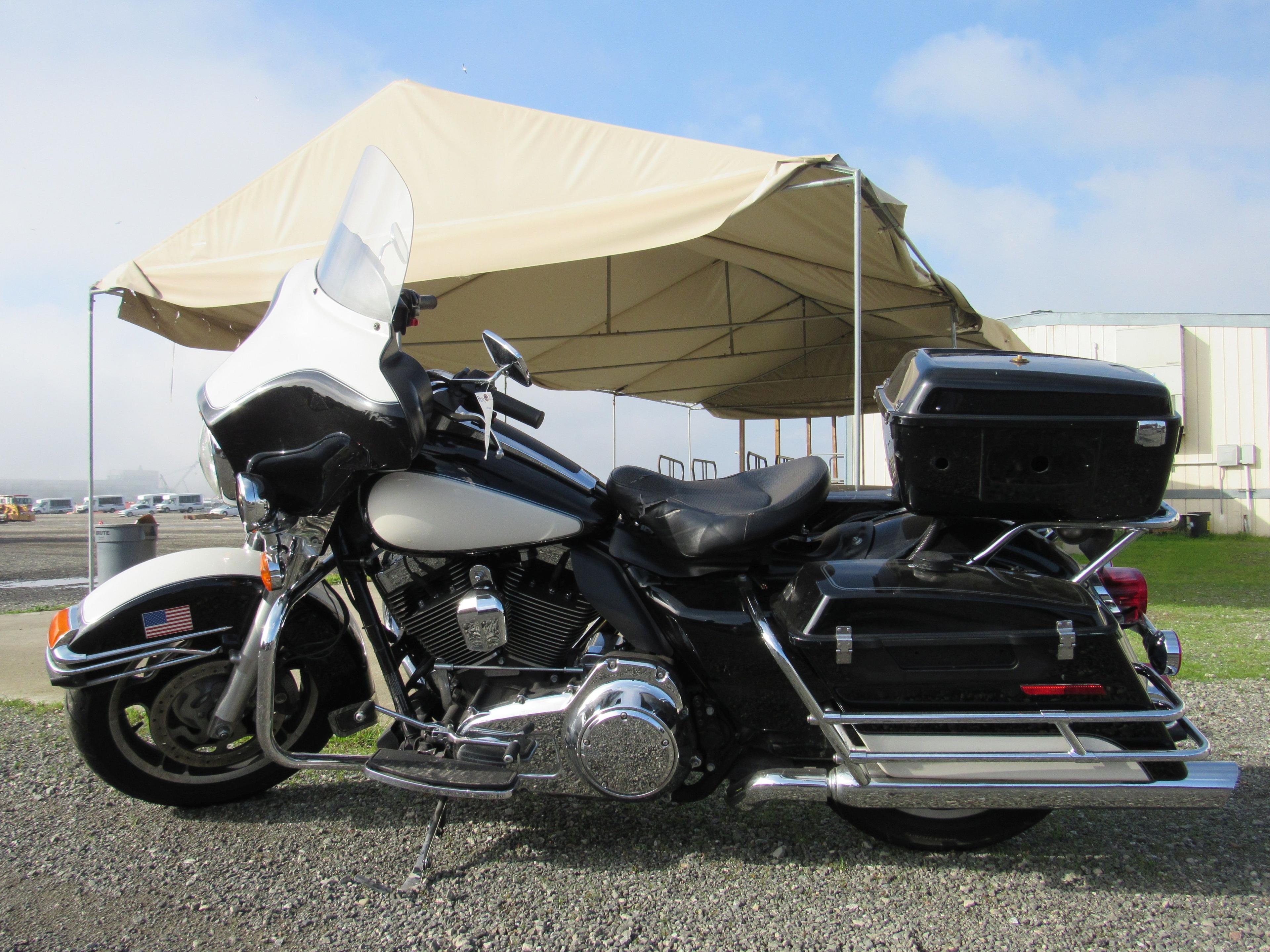 2012 HARLEY DAVIDSON ELECTRA-GLIDE POLICE MOTORCYCLE