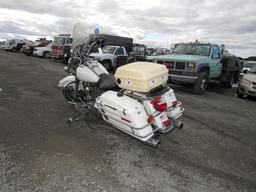 2005 HARLEY DAVIDSON ROAD KING POLICE MOTORCYCLE