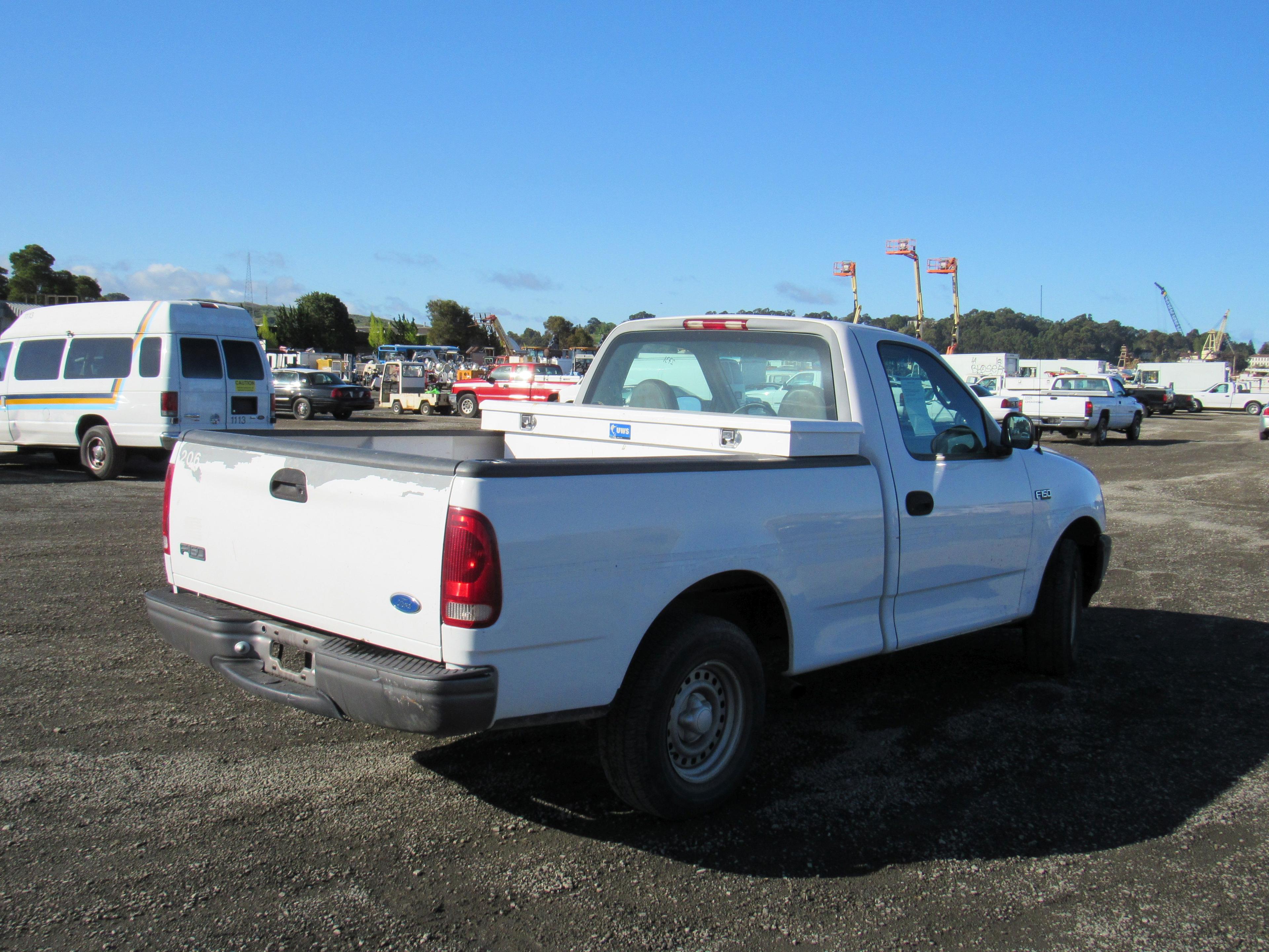 1997 FORD F-150 PICKUP TRUCK W/ TOOL BOX