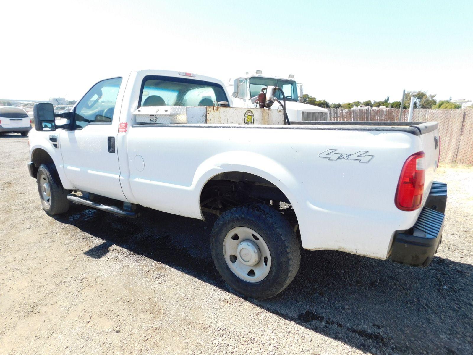 2009 FORD F-350 4X4 PICKUP TRUCK W/ FUEL TANK & TOOL BOX