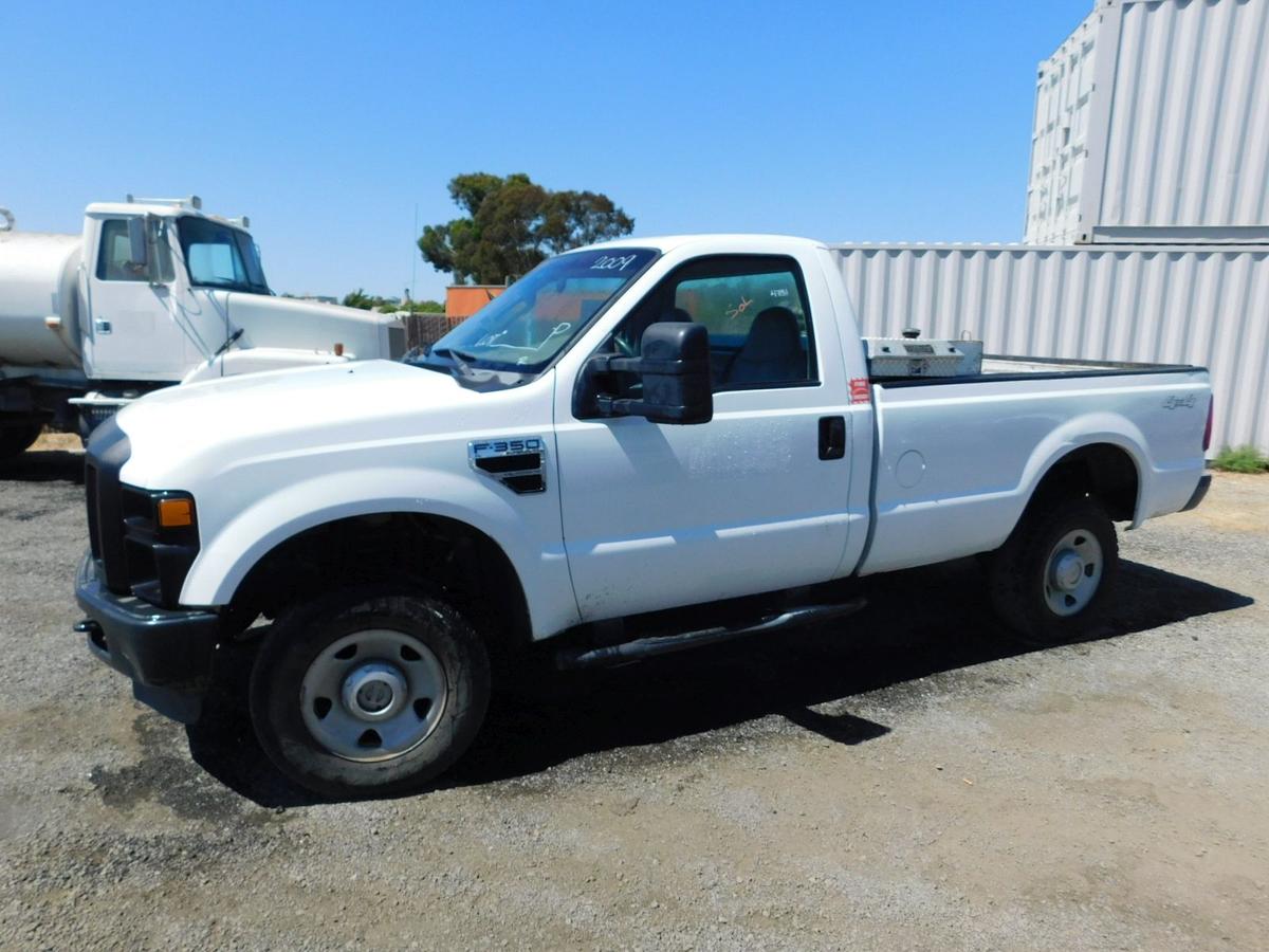 2009 FORD F-350 4X4 PICKUP TRUCK W/ FUEL TANK & TOOL BOX