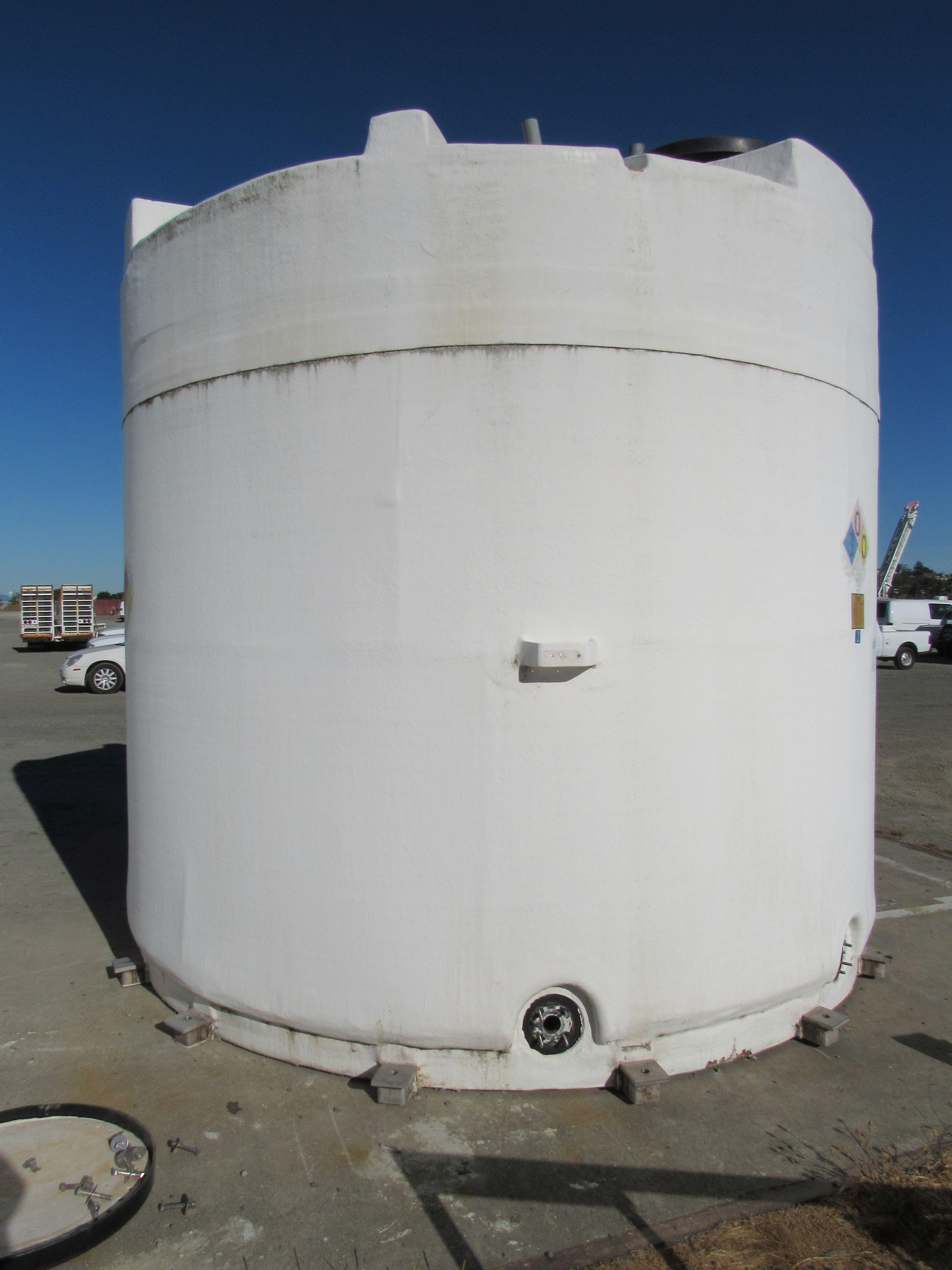 1997 XERXES 12VCT-09A 9100 GALLON TANK