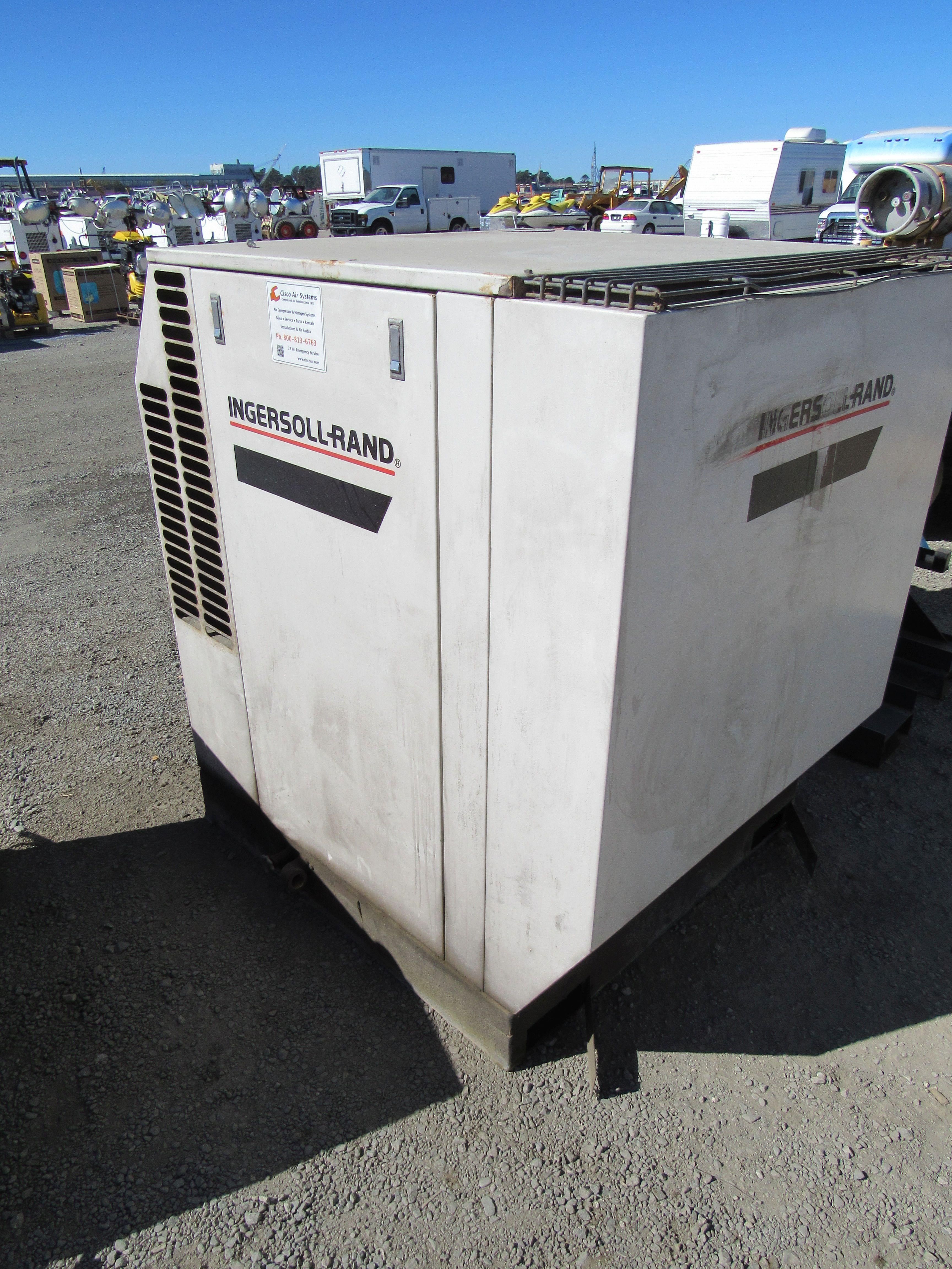 INGERSOLL RAND SSR-EP30 SE AIR COMPRESSOR