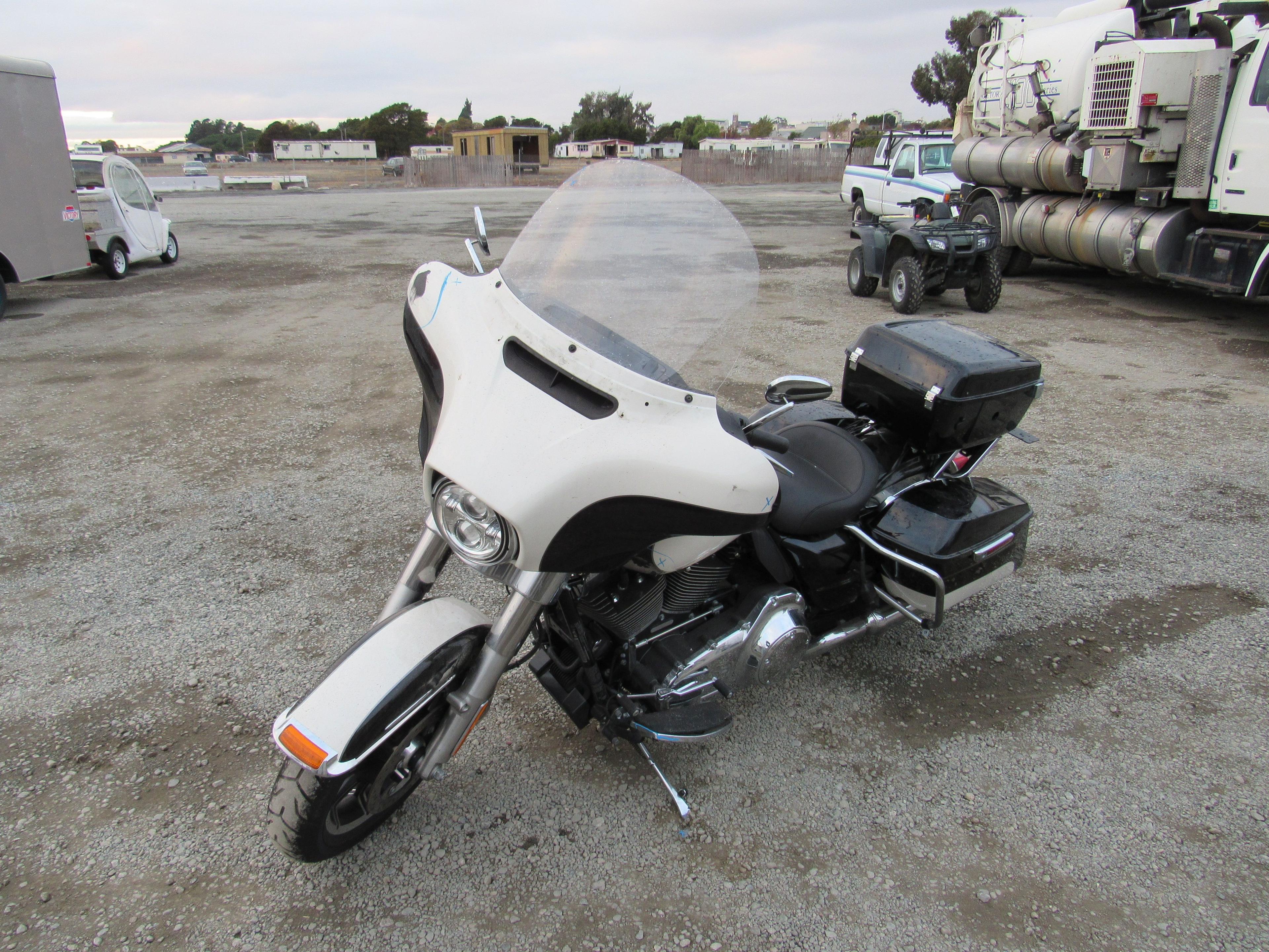 2014 HARLEY DAVIDSON 103 POLICE MOTORCYCLE (NO KEY)