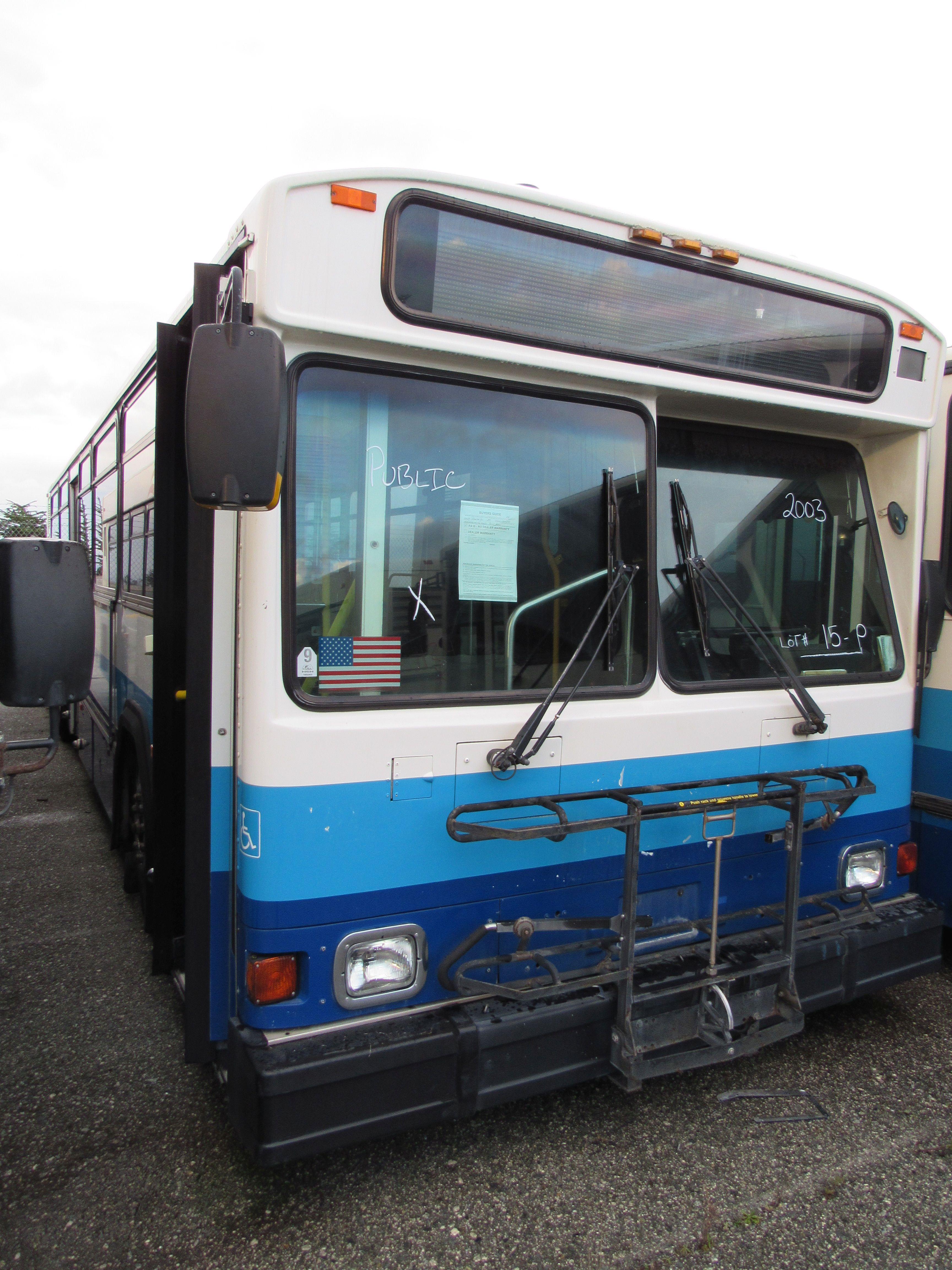 2003 GILLIG PHANTOM 35' PASSENGER BUS