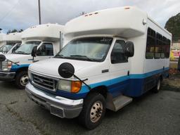 2007 FORD E-450 PARATRANSIT BUS