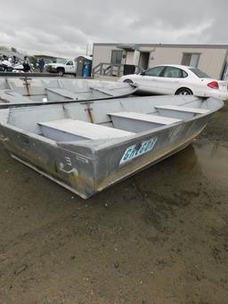 GREGOR H-42-15 ALUMINUM BOAT