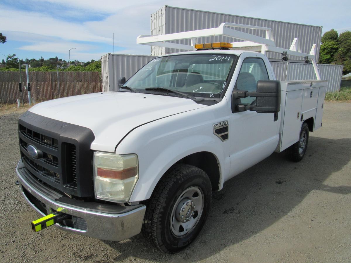 2008 FORD F-250 UTILITY TRUCK