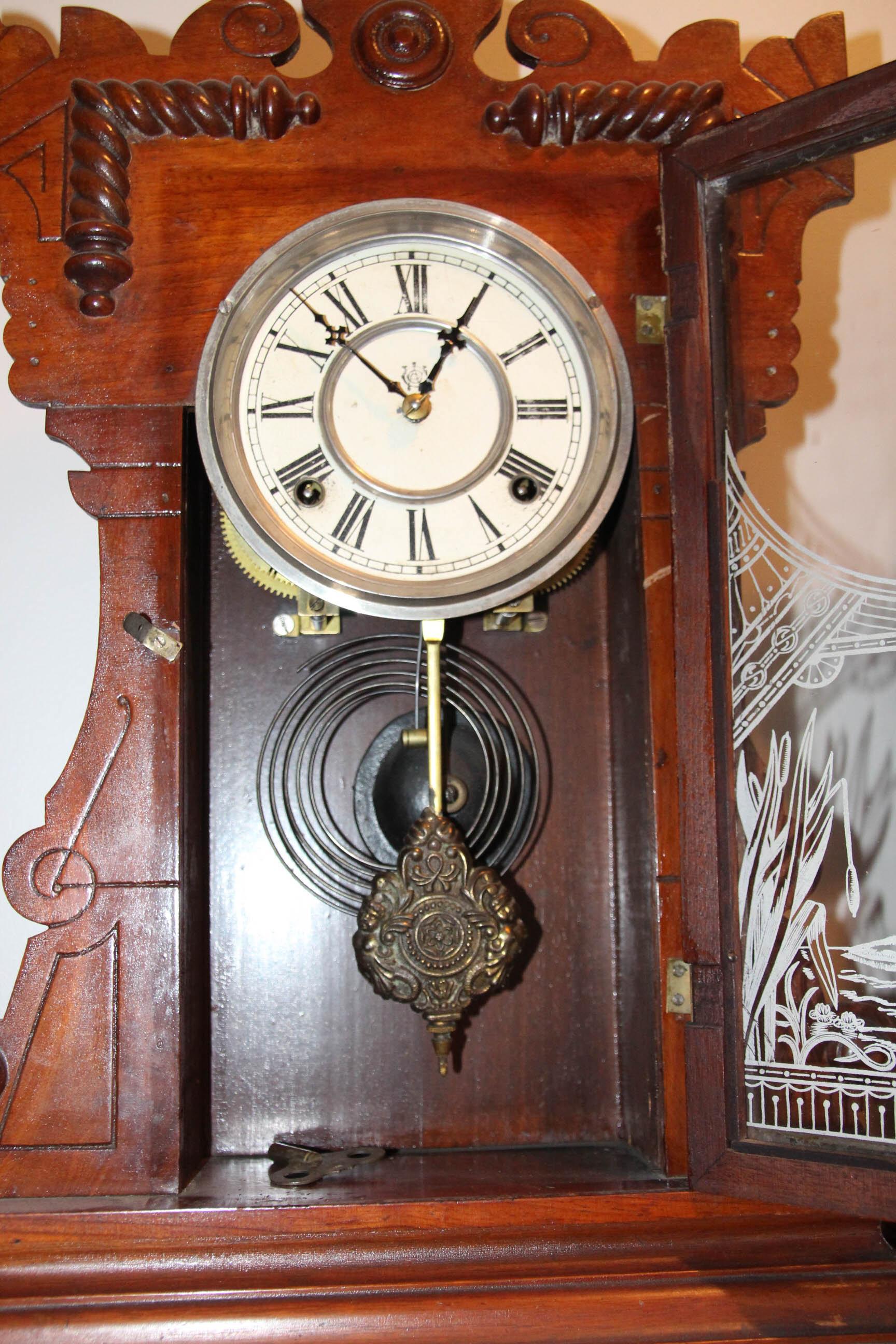 Mantle clock with storks