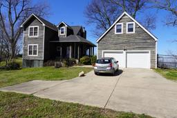4/2 Two-Story Home With Garage Apartment, Vicksburg, Mississippi