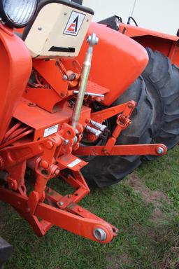 Allis Chalmers D17 tractor