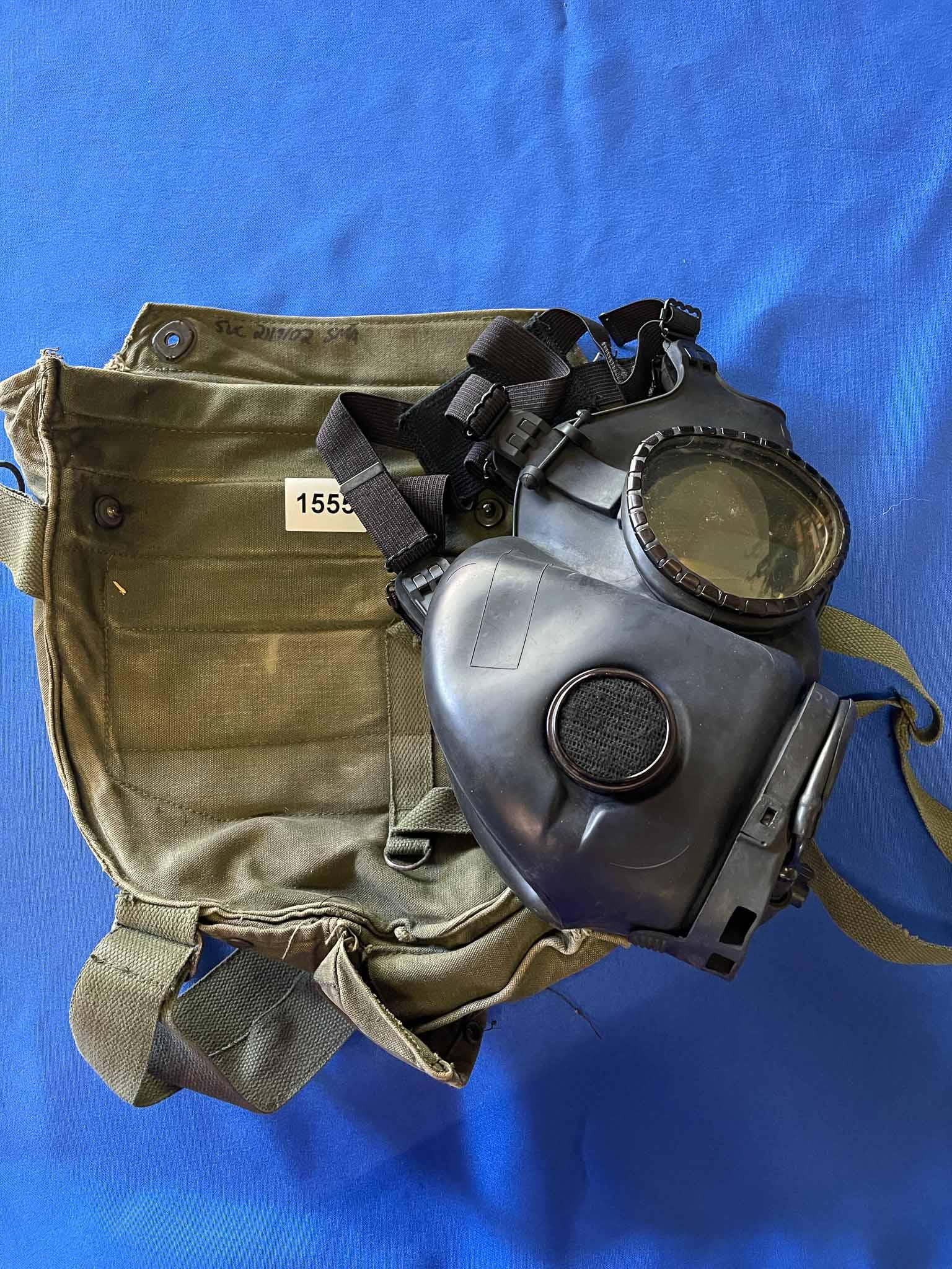 M17 USM, MSA 2E51 VINTAGE US MILITARY GAS MASK