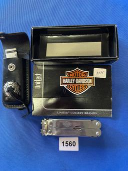 Harley Davidson Multi-tool/Pocket knife with leather belt holster