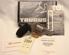 Taurus Model M415 Revolver, .41 Mag