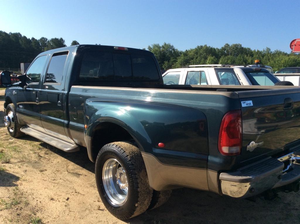 2005 FORD F350 KING RANCH