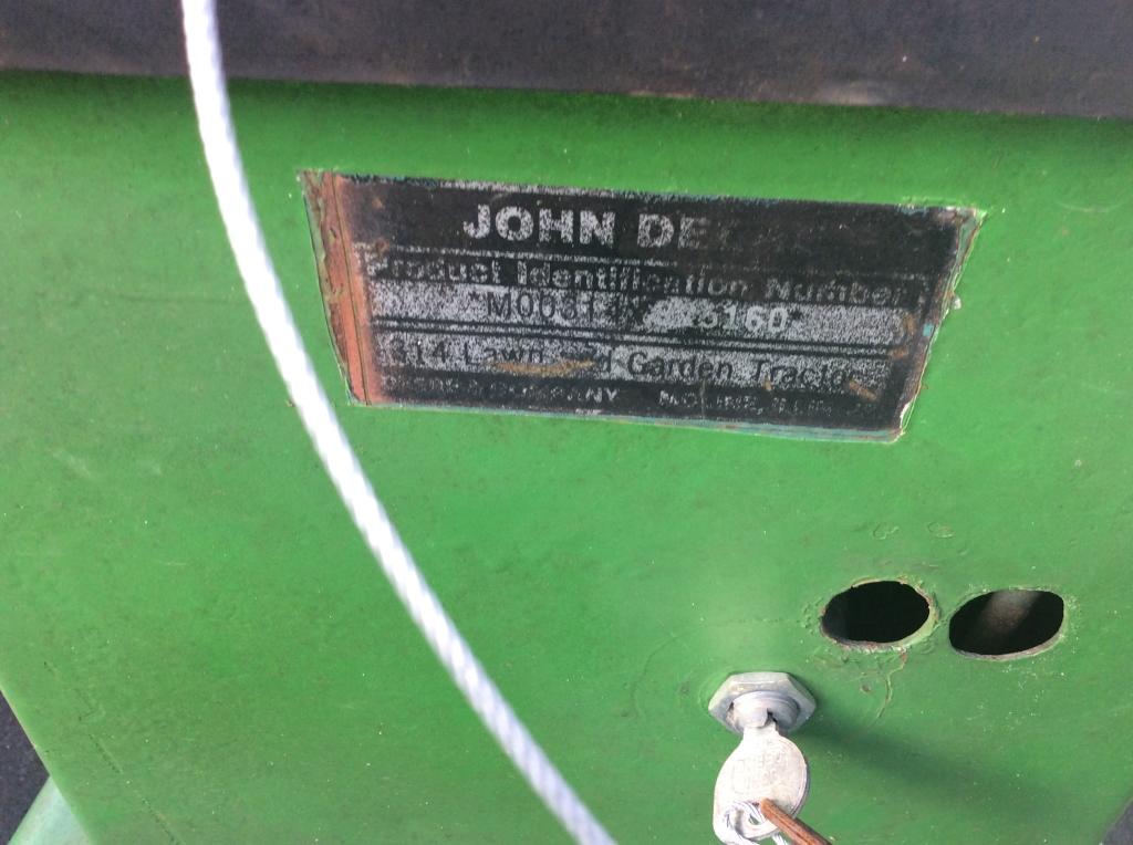 JOHN DEERE 314 MOWER - 48" DECK