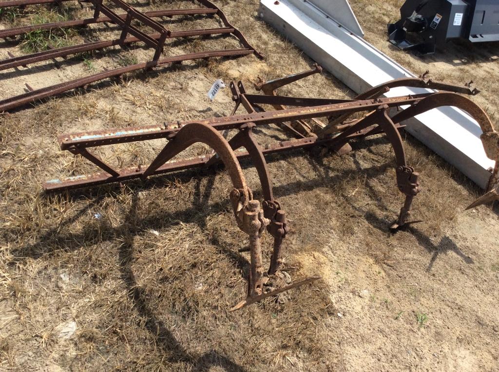 (207)FORD 2 ROW CULTIVATOR