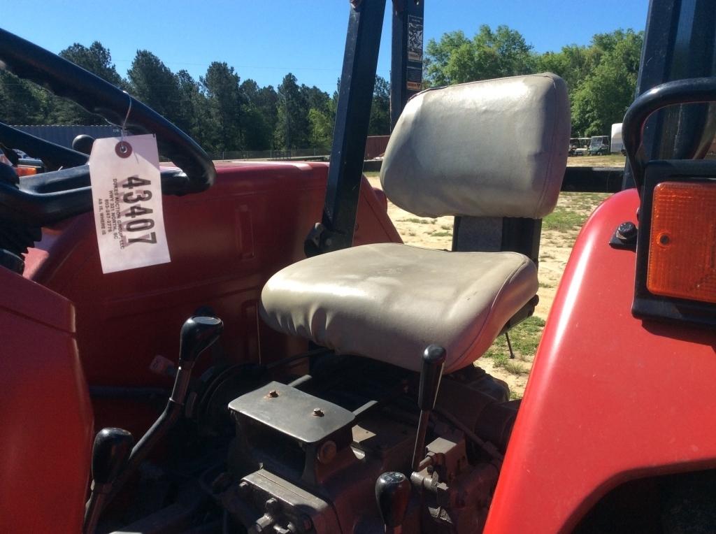 (33)MAHINDRA 6000 W/ LOADER