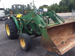 (34)JD 5400 W/ JD 520 LOADER