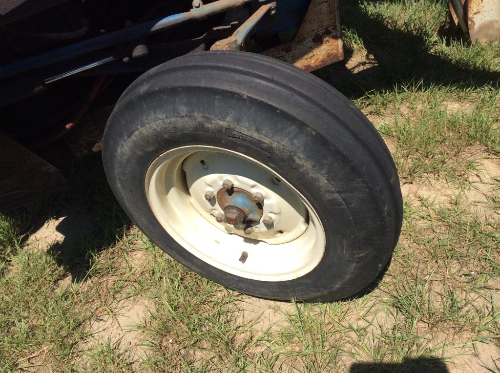 (47)FORD 3600 W/ FRONT LOADER