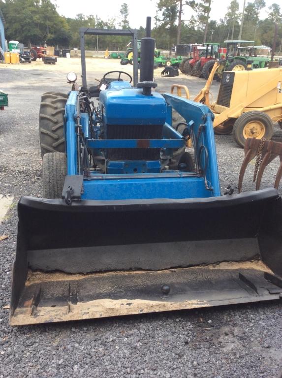 (37)FORD 3930 W/ FORD 7209 FRONT LOADER