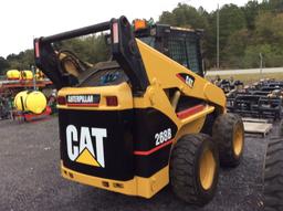 (132)CAT 268B SKID STEER