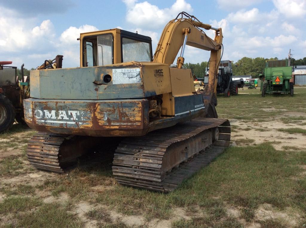 (136)KOMATSU PC120-3 EXCAVATOR