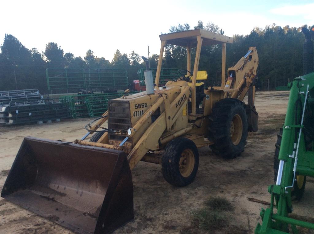 (134)FORD 555B BACKHOE