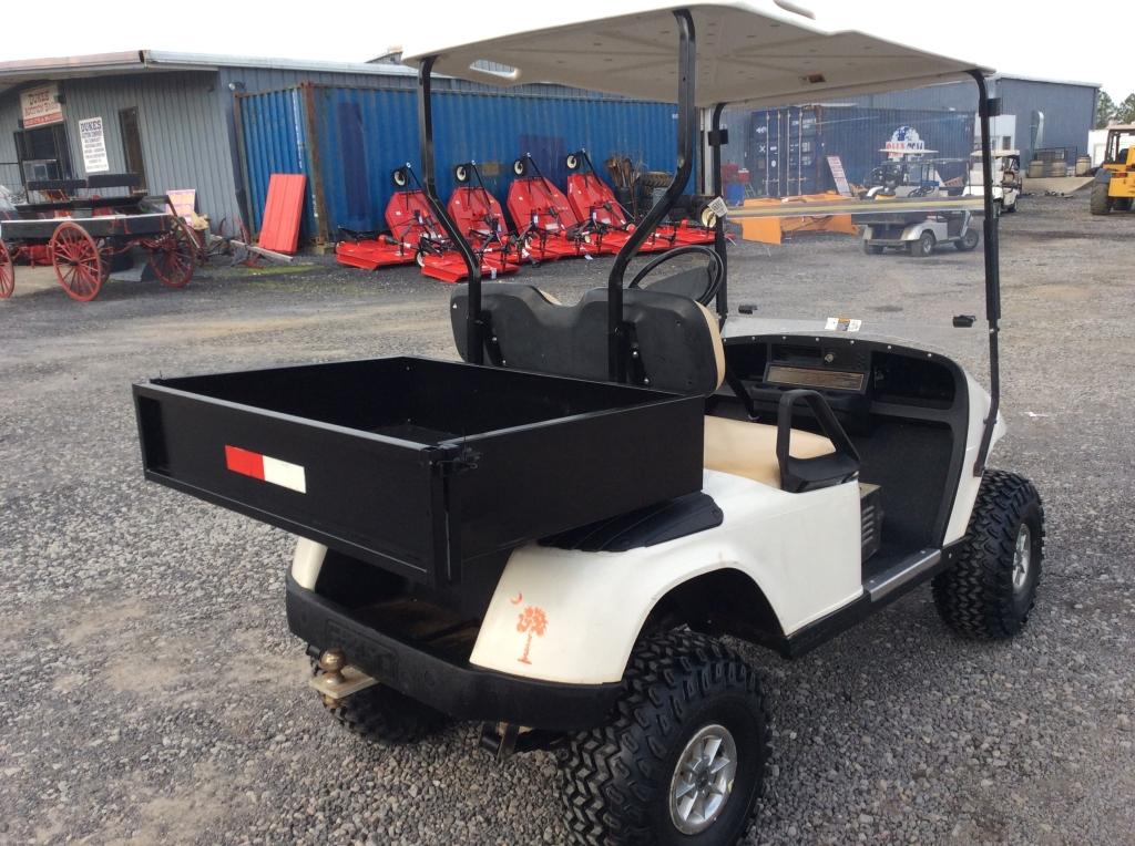 (8)1998 EZ GO ELECTRIC GOLF CART