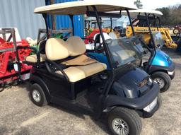 (17)2015 CLUB CAR ELECTRIC GOLF CART