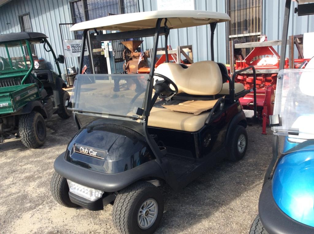 (17)2015 CLUB CAR ELECTRIC GOLF CART