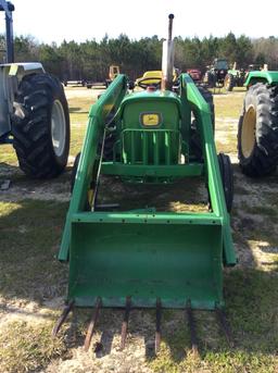 (21)JOHN DEERE 1020 W/ LOADER