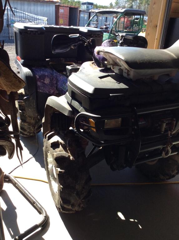 (19)2004 POLARIS SPORTSMAN 4-WHEELER