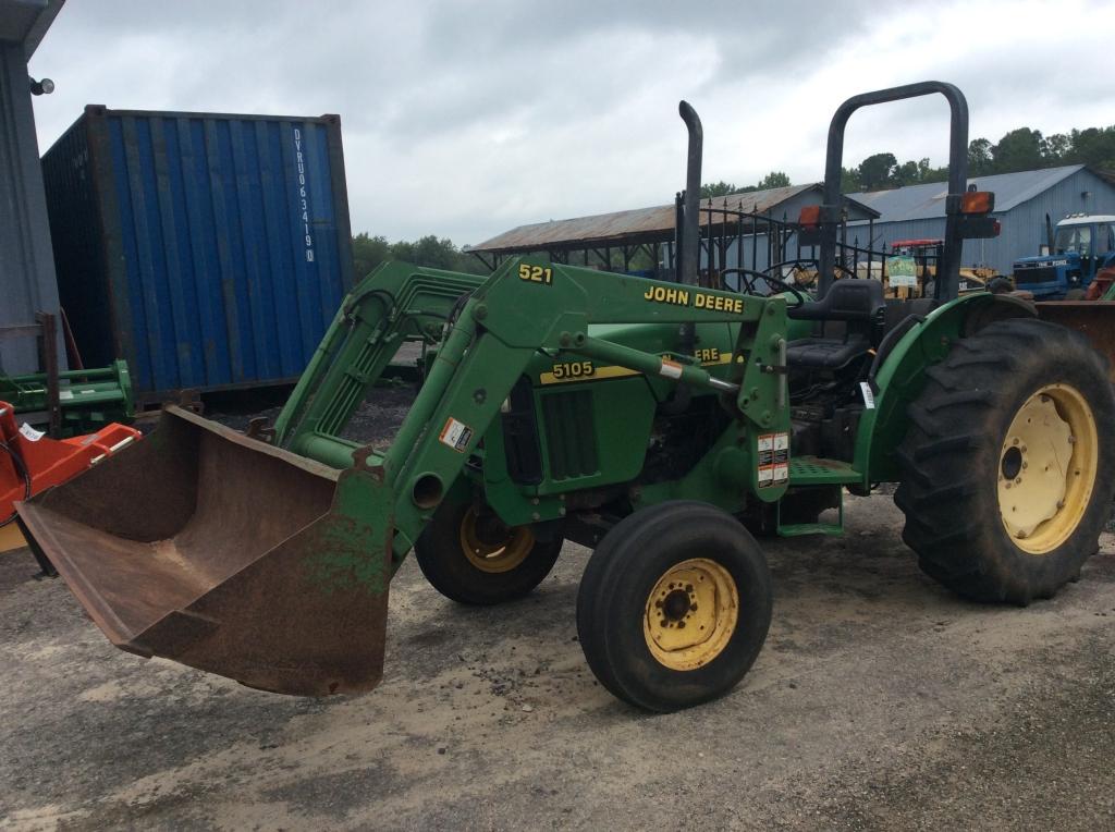 JD 5105 W/ JD 521 LOADER