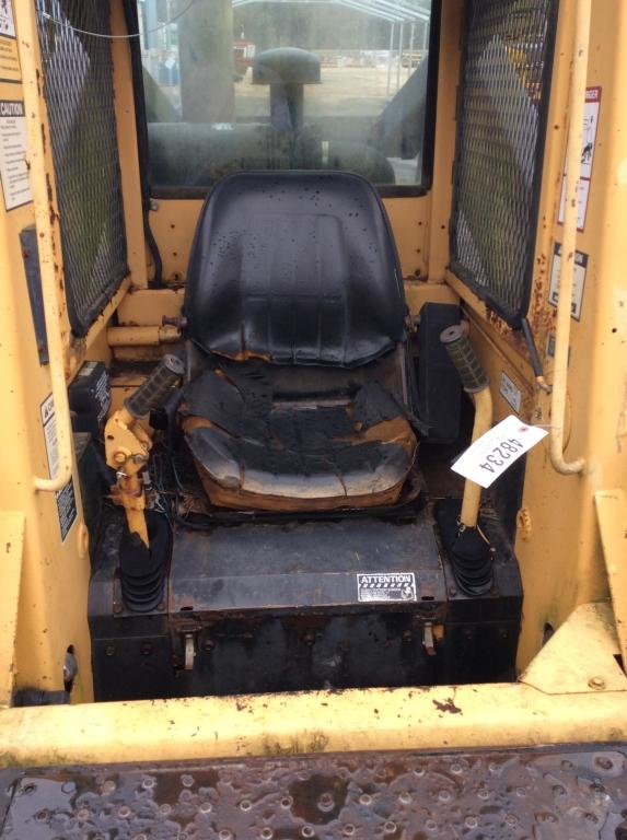 NH L783 SKID STEER