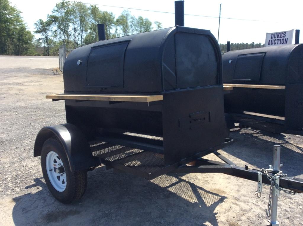 TRAILER MOUNTED GRILL