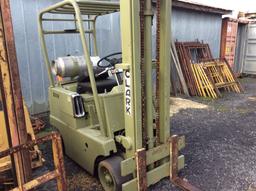 CLARK LP FORKLIFT