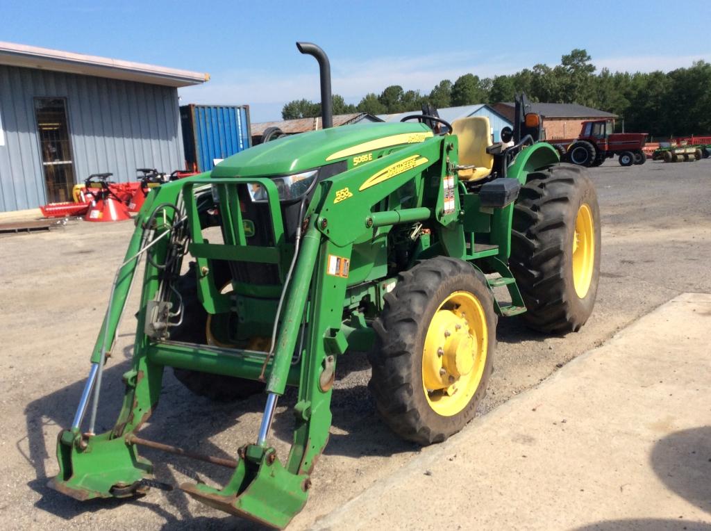 (48)JD 5085E W/ 553 LOADER