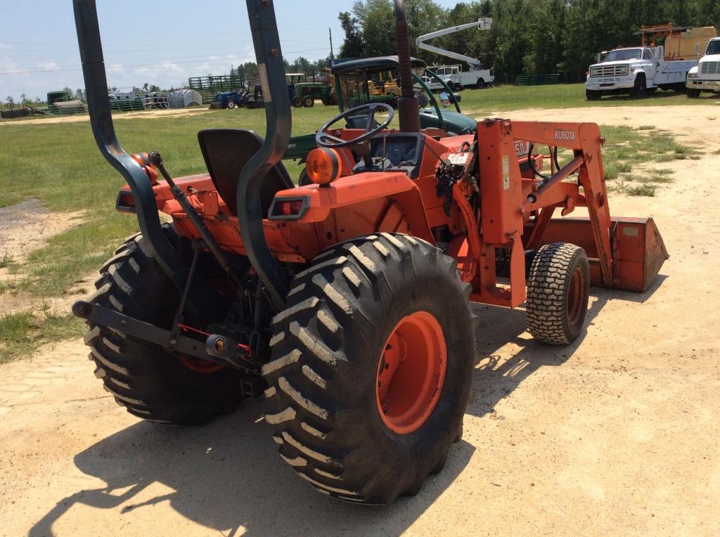 (47)KUBOTA L2250 W/ L485 LOADER