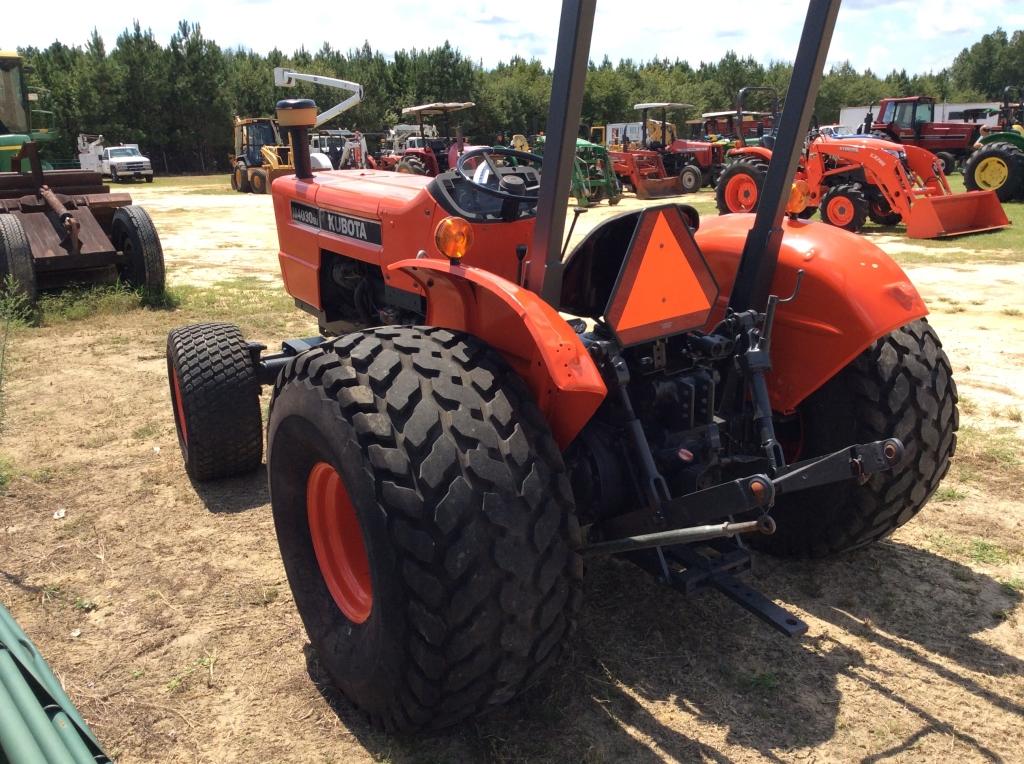 (21)KUBOTA M4030SU