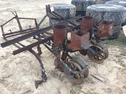 (25)FORD 2 ROW PLANTER