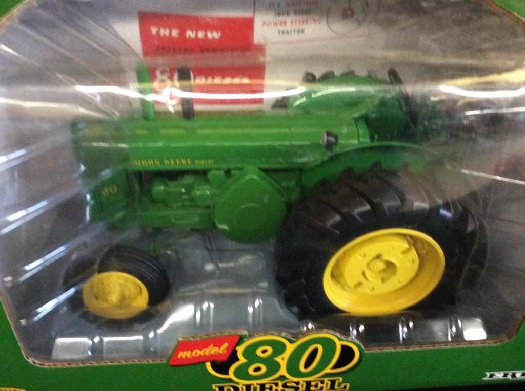 1/16 JOHN DEERE 80 DIESEL