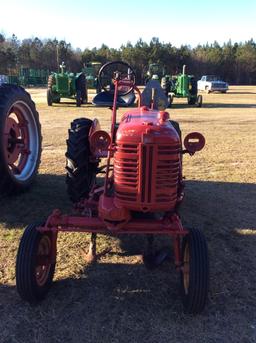 (12)INTERNATIONAL CUB TRACTOR