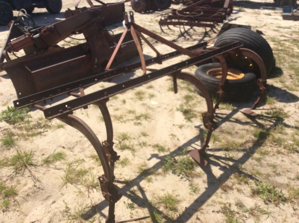 (38)2 ROW CULTIVATOR