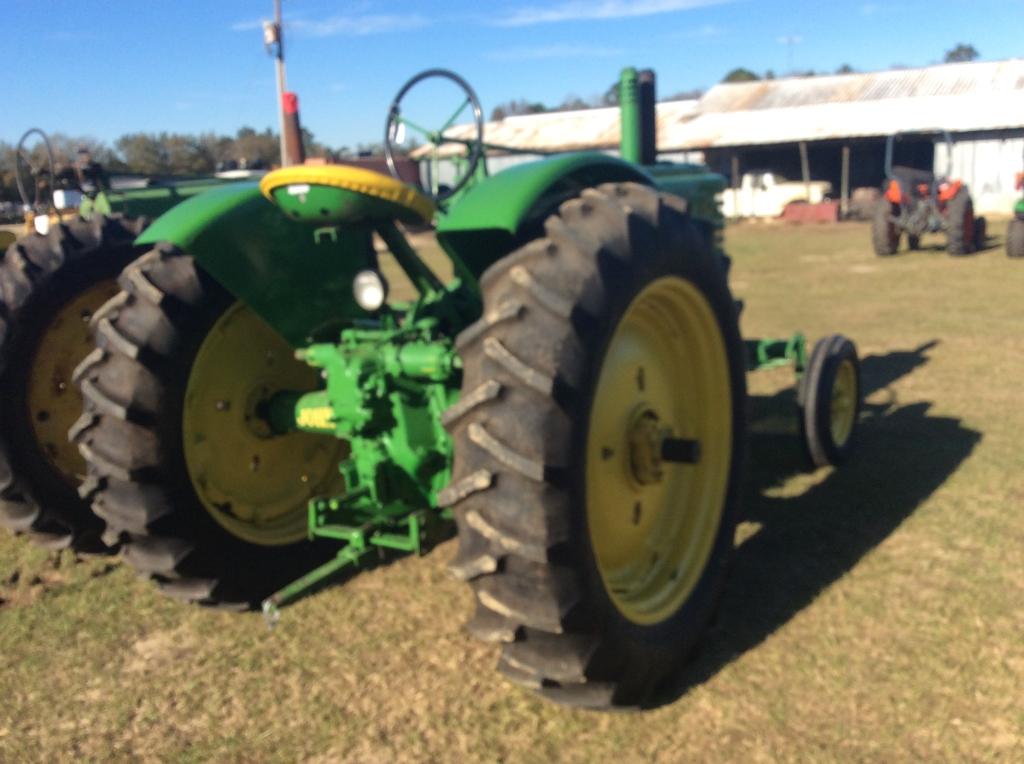 (19)JOHN DEERE A