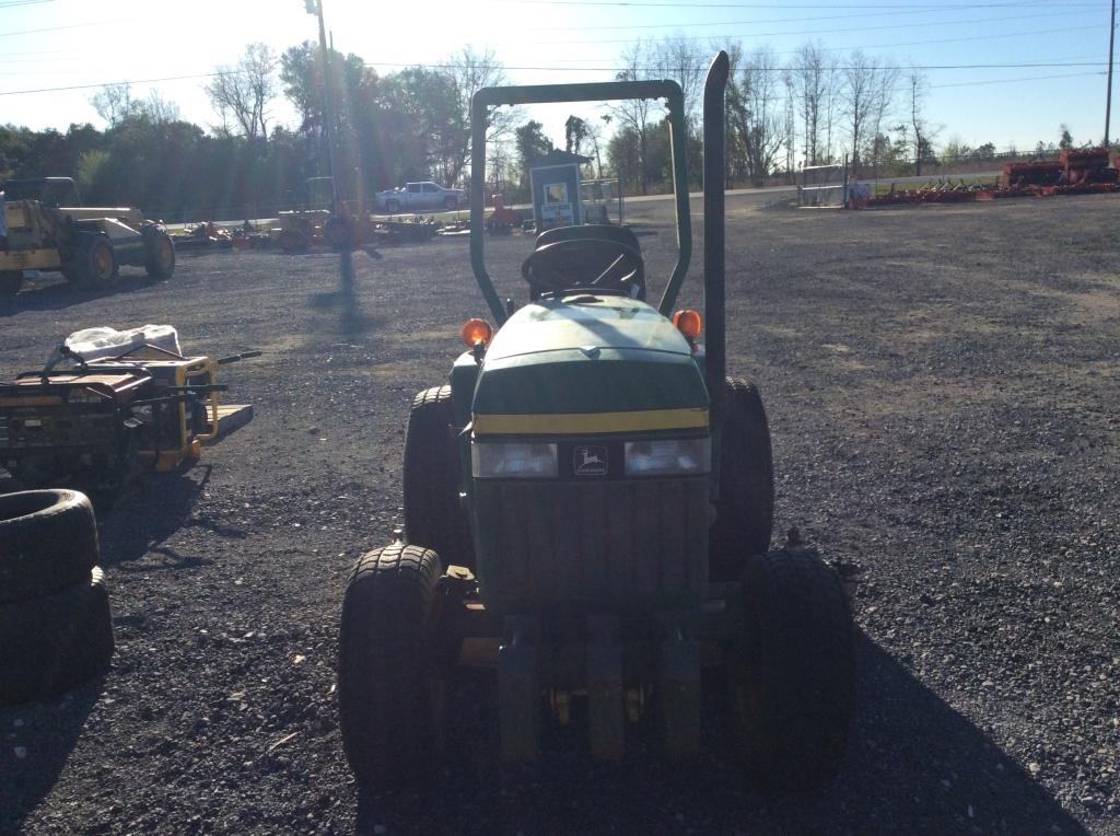 (8)JOHN DEERE 670 W/ BELLY MOWER