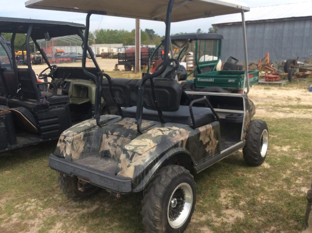 (11)CLUB CAR ELECTRIC GOLF CART - NEW BATTERIES