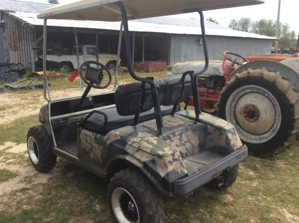 (11)CLUB CAR ELECTRIC GOLF CART - NEW BATTERIES